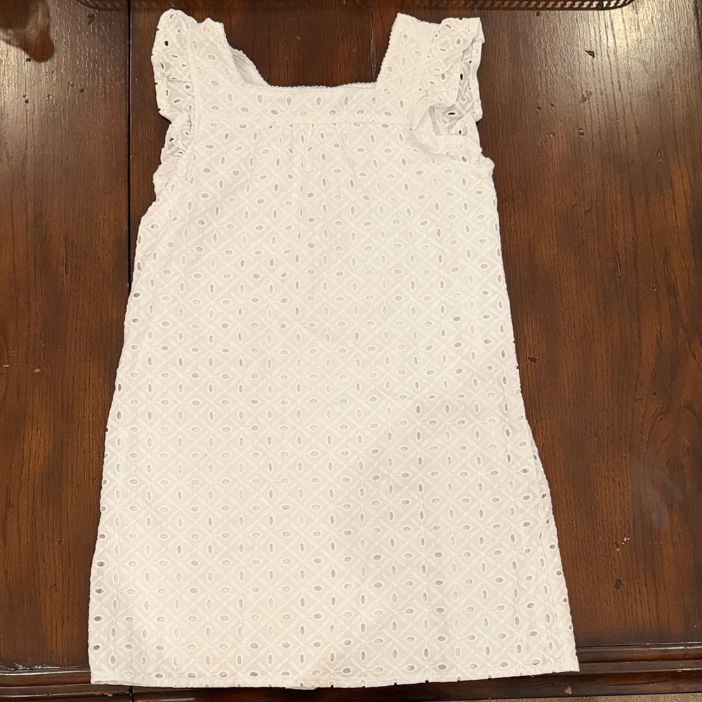 Crown & Ivy Girls' White Eyelet Dress - Classic Summer Style